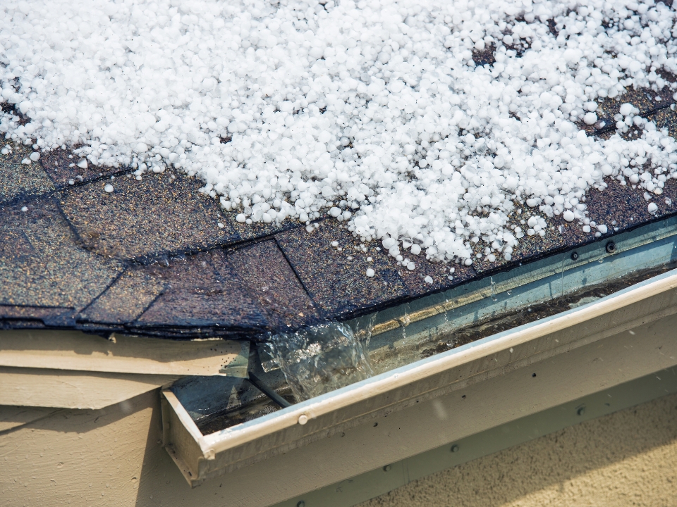 When Should You Call for Emergency Roof Services