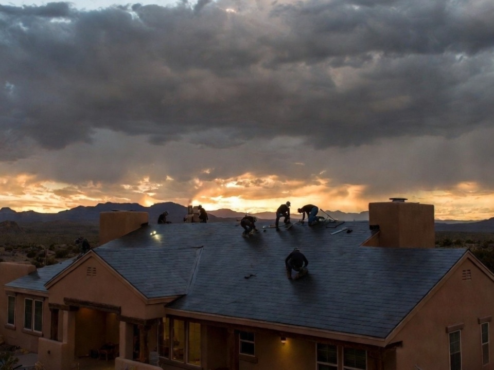 Why Rio Rancho Homes Need Special Roofing Care
